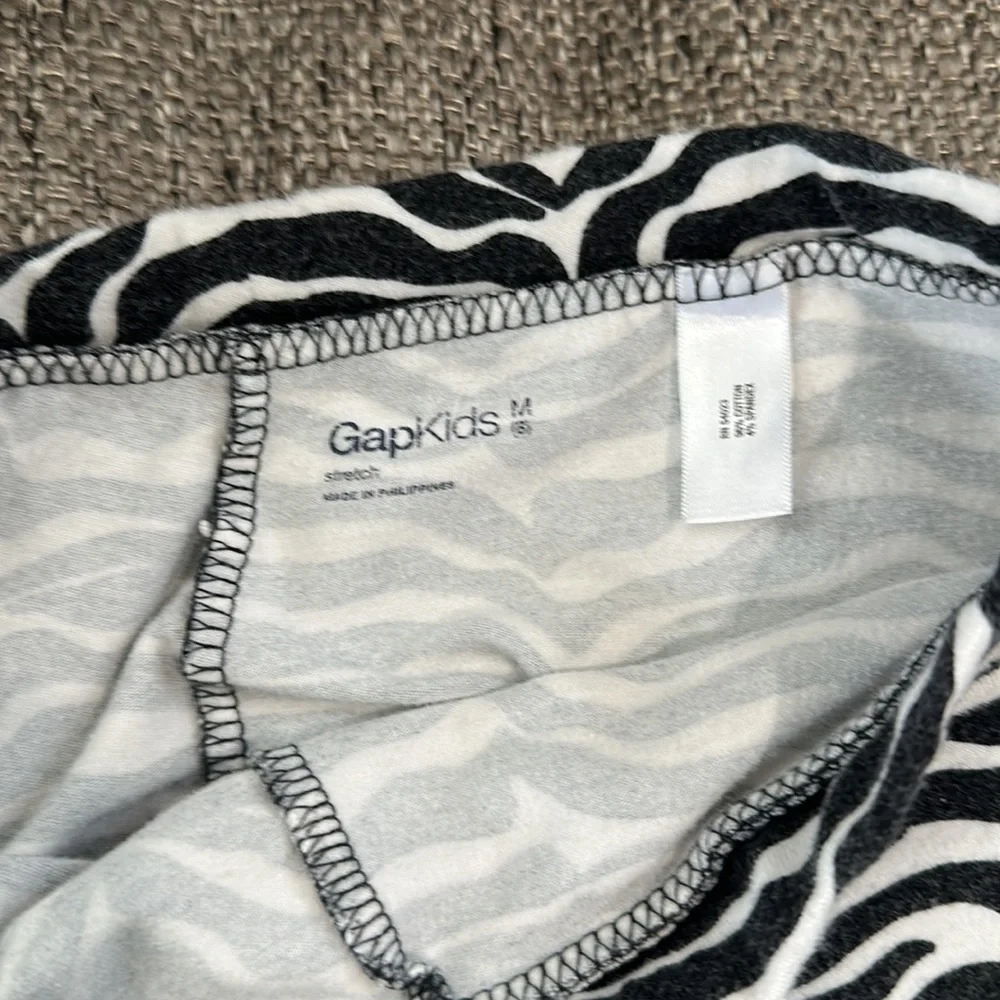 GAP kids Girls Black White Zebra Leggings Size 8